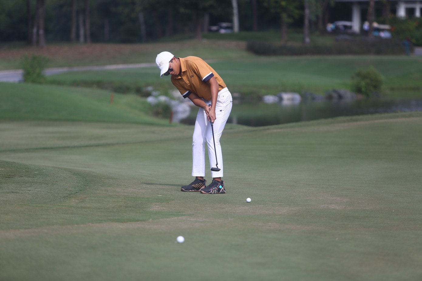 Hấp dẫn cuộc đua 'tam mã': Đoàn Uy, Phạm Nam, Đức Sơn ảnh 66 Hấp dẫn cuộc đua 'tam mã': Đoàn Uy, Phạm Nam, Đức Sơn ảnh 66