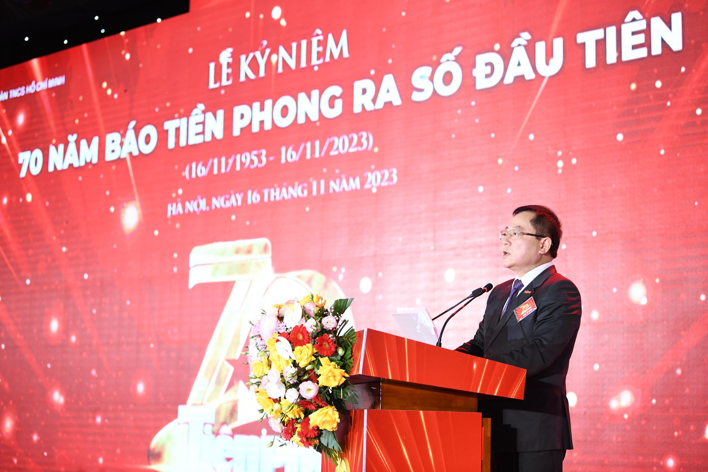 Nhà báo Lê Xuân Sơn - Tổng Biên tập báo Tiền Phong.