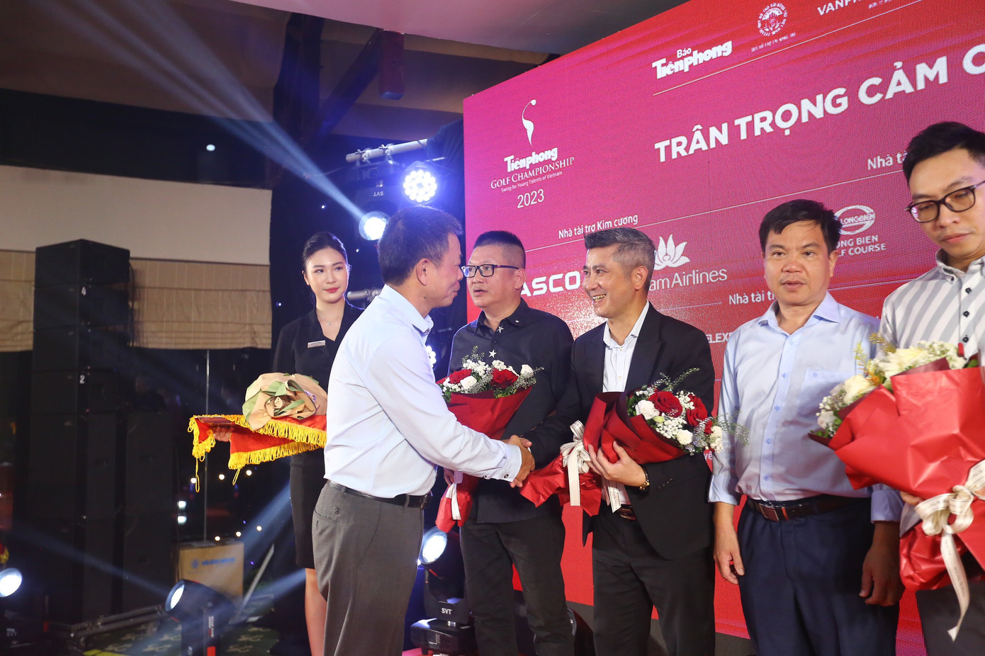 Golfer 16 tuổi Nguyễn Đức Sơn vô địch Tiền Phong Golf Championship năm 2023 ảnh 6 Golfer 16 tuổi Nguyễn Đức Sơn vô địch Tiền Phong Golf Championship năm 2023 ảnh 6