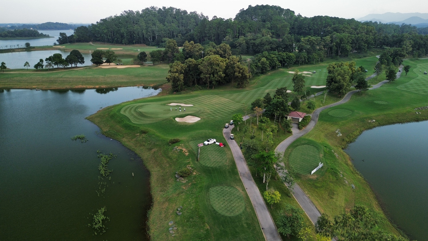 Hấp dẫn cuộc đua 'tam mã': Đoàn Uy, Phạm Nam, Đức Sơn ảnh 102 Hấp dẫn cuộc đua 'tam mã': Đoàn Uy, Phạm Nam, Đức Sơn ảnh 102