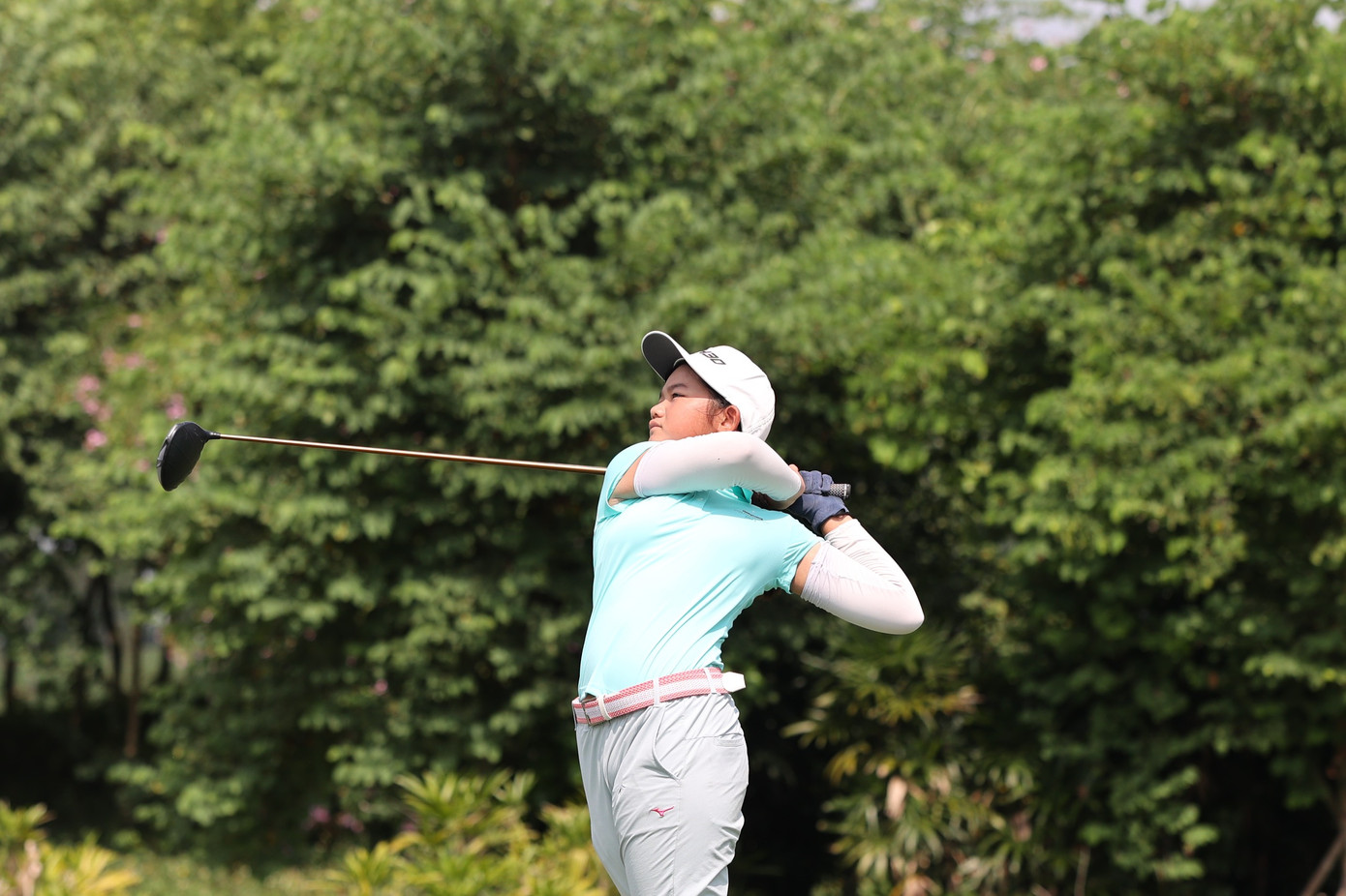 Hấp dẫn cuộc đua 'tam mã': Đoàn Uy, Phạm Nam, Đức Sơn ảnh 37 Hấp dẫn cuộc đua 'tam mã': Đoàn Uy, Phạm Nam, Đức Sơn ảnh 37