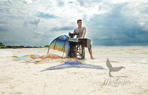 Năm 13 tuổi, Eric đã may những chiếc đuôi cá để bán và làm từ thiện.