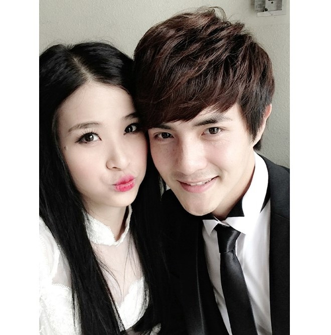 Sau 4 năm yêu nhau, tình cảm của họ vẫn rất mặn nồng, gắn bó. Cặp đôi chưa bao giờ cãi nhau, giận hờn to tiếng hay vướng phải scandal nào