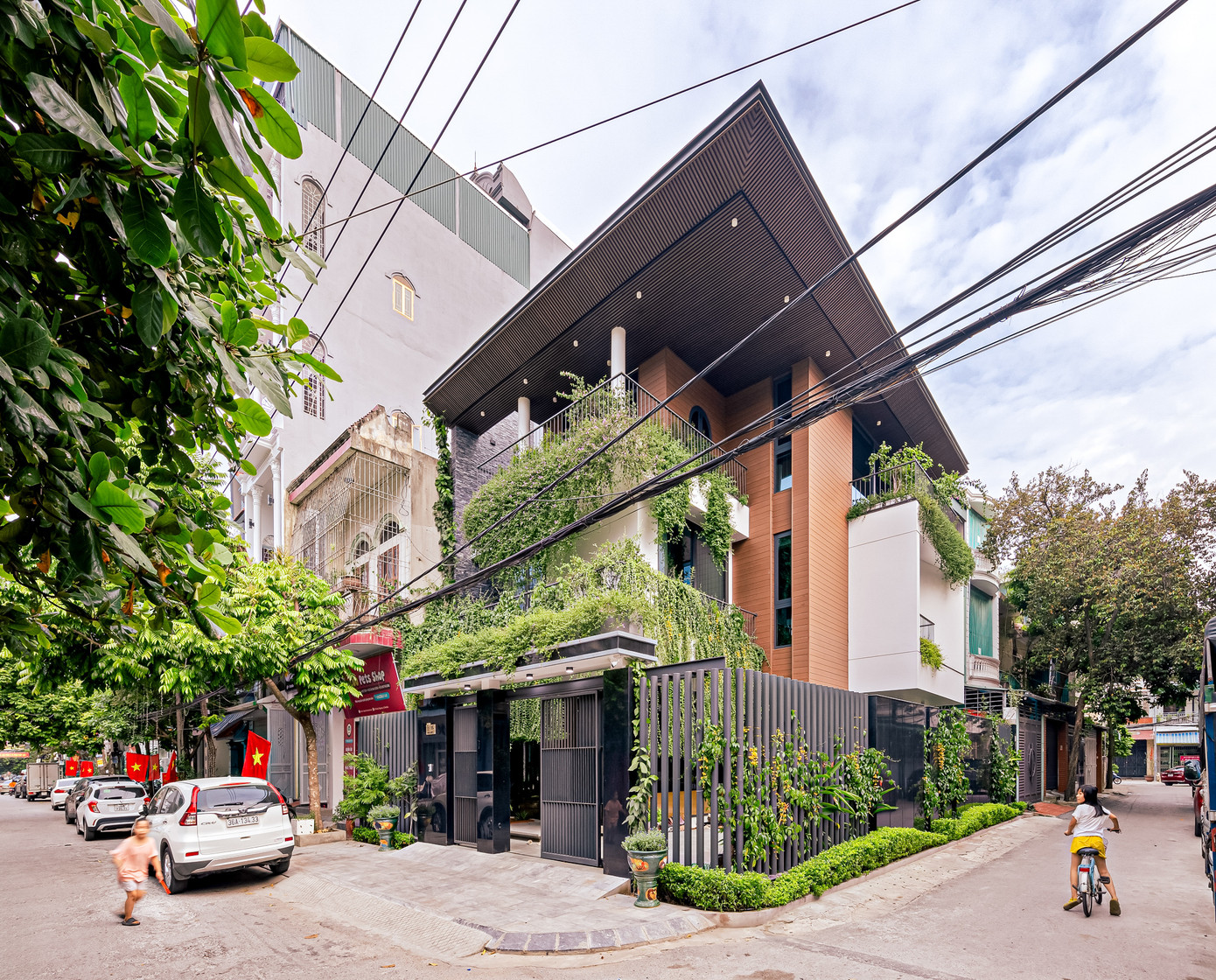 Mặt tiền xanh mát của nhà phố Mặt tiền xanh mát của nhà phố