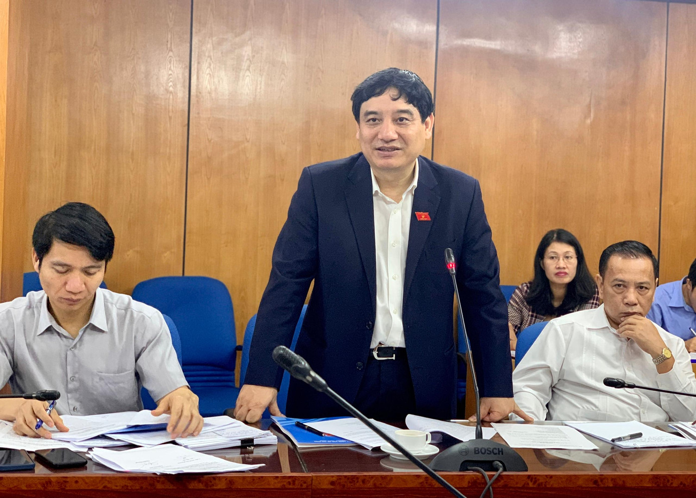 PGS, TS Nguyễn Đắc Vinh, Chủ nhiệm Ủy ban Văn hóa, Giáo dục, Thanh niên, Thiếu niên và Nhi đồng của Quốc hội phát biểu tại Hội nghị.