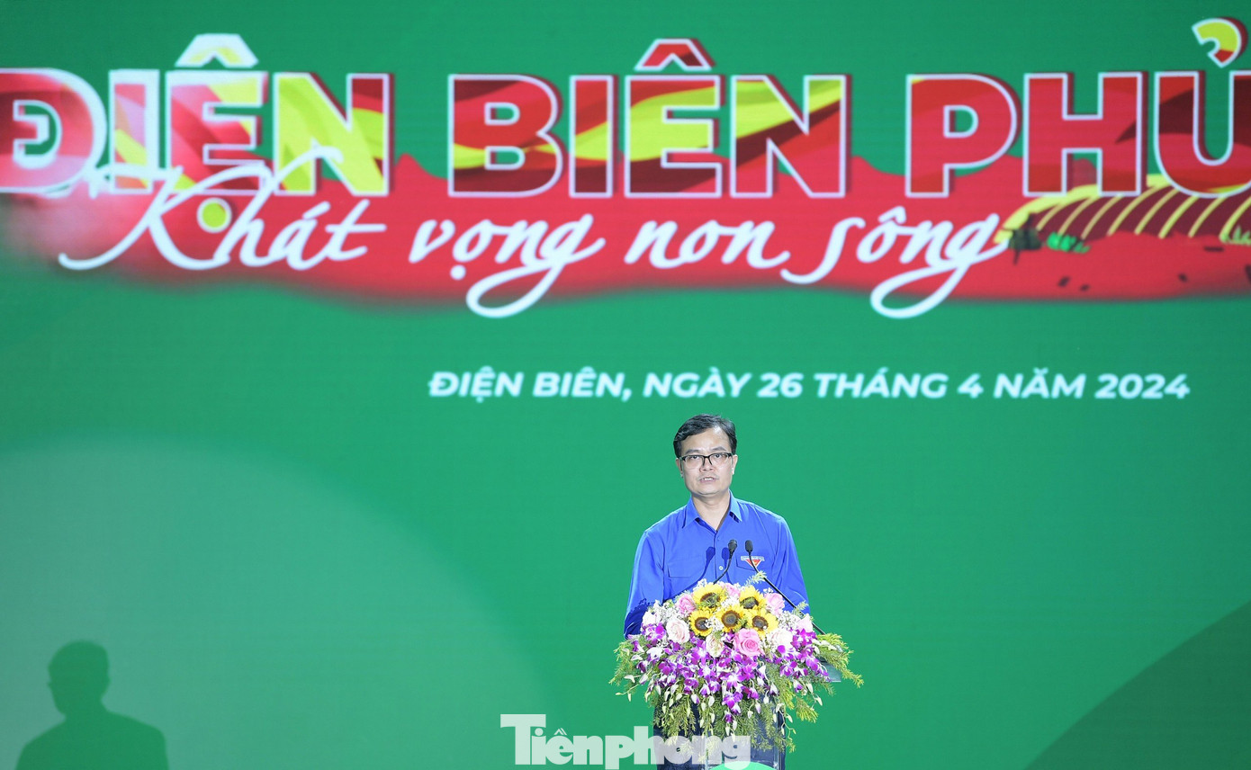 Bí thư thứ nhất T.Ư Đoàn Bùi Quang Huy phát biểu tại chương trình