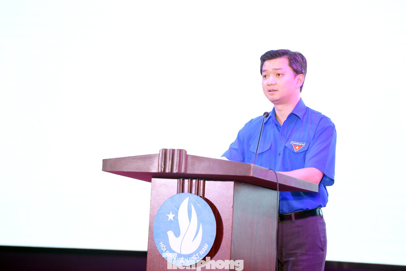 Anh Nguyễn Minh Triết - Bí thư T.Ư Đoàn, Chủ tịch T.Ư Hội SVVN phát biểu tại buổi giao lưu