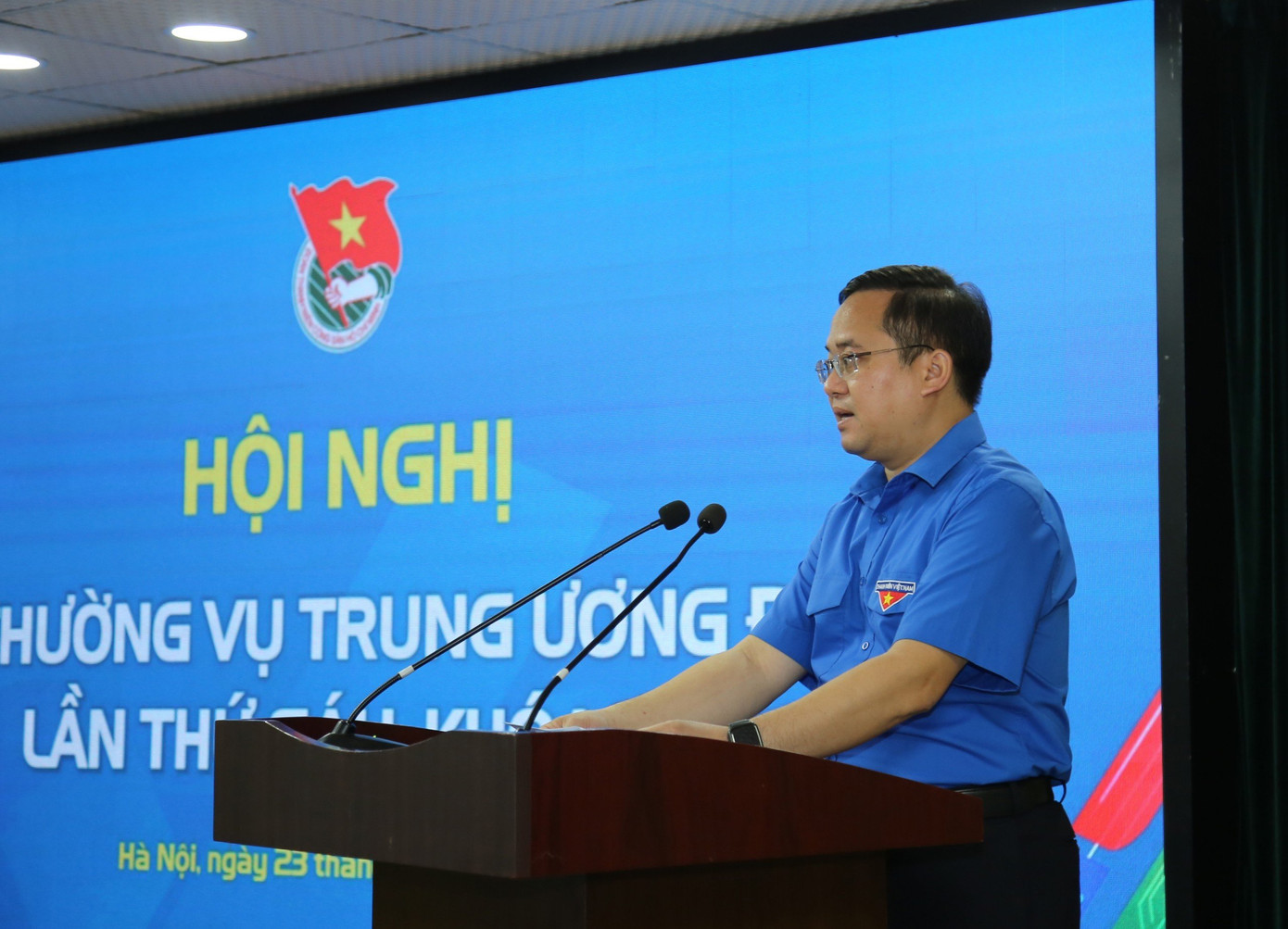 Anh Nguyễn Quốc Huy – Chánh văn phòng T.Ư Đoàn trình bày báo cáo tổng hợp ý kiến tại hội nghị. Ảnh: Đăng Hải Anh Nguyễn Quốc Huy – Chánh văn phòng T.Ư Đoàn trình bày báo cáo tổng hợp ý kiến tại hội nghị. Ảnh: Đăng Hải