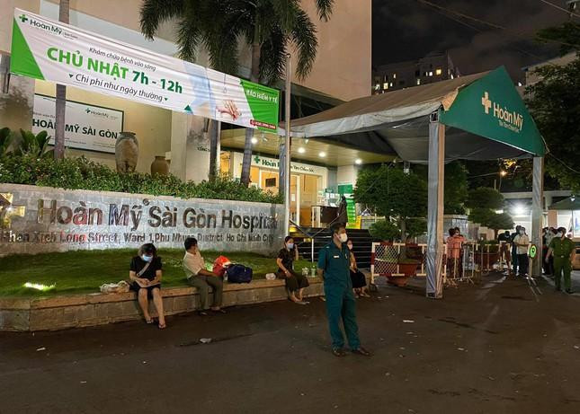 Bệnh viện Hoàn Mỹ Sài Gòn bị phong tỏa do có 2 ca nghi mắc COVID-19 đến khám vào tối 27/5