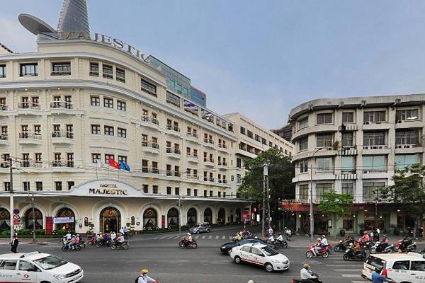 Khách sạn Cửu Long (Majectic Hotel)