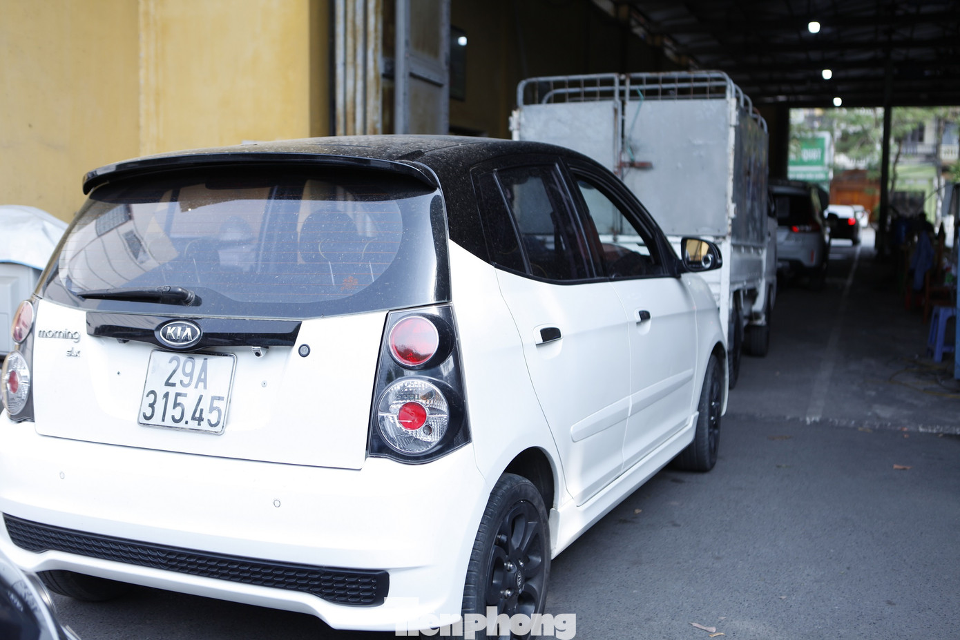 Lái xe ở Hà Nội cũng tìm về các trung tâm đăng kiểm ở Bắc Ninh để kiểm định