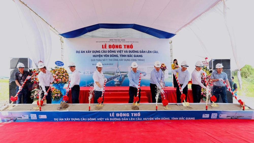 Lễ khởi công xây dựng cầu Đồng Việt Lễ khởi công xây dựng cầu Đồng Việt