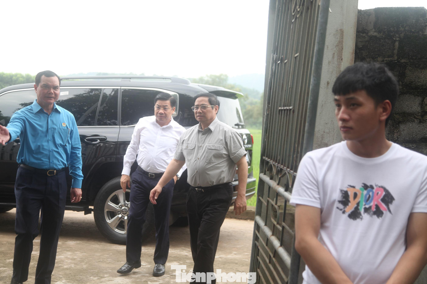 Sáng 12/6, Thủ tướng Chính phủ Phạm Minh Chính đã đến thăm, gặp gỡ công nhân tại khu nhà trọ thôn An Thịnh, xã Tiền Phong (huyện Yên Dũng, Bắc Giang). Sáng 12/6, Thủ tướng Chính phủ Phạm Minh Chính đã đến thăm, gặp gỡ công nhân tại khu nhà trọ thôn An Thịnh, xã Tiền Phong (huyện Yên Dũng, Bắc Giang).