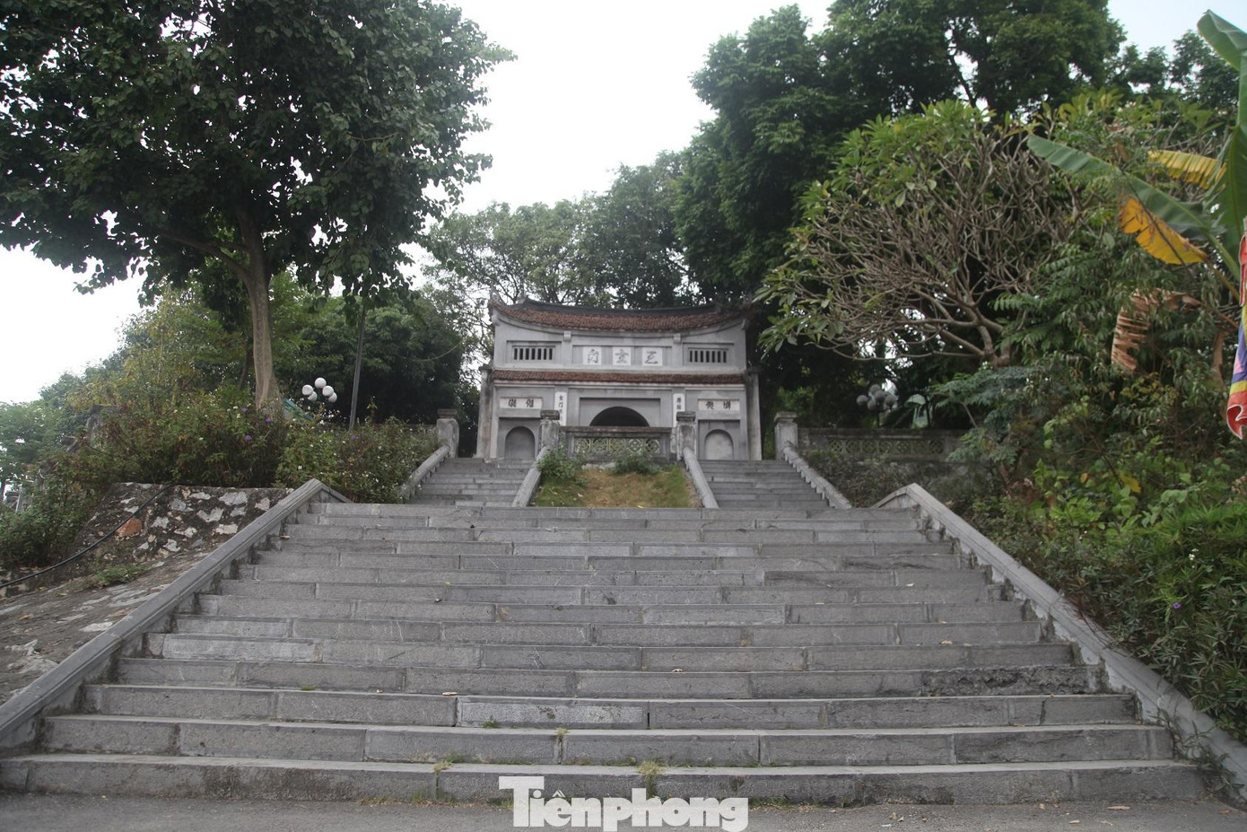 Di tích đền thờ Thái sư Lê Văn Thịnh ở thôn Bảo Tháp, xã Đông Cứu, huyện Gia Bình (Bắc Ninh).