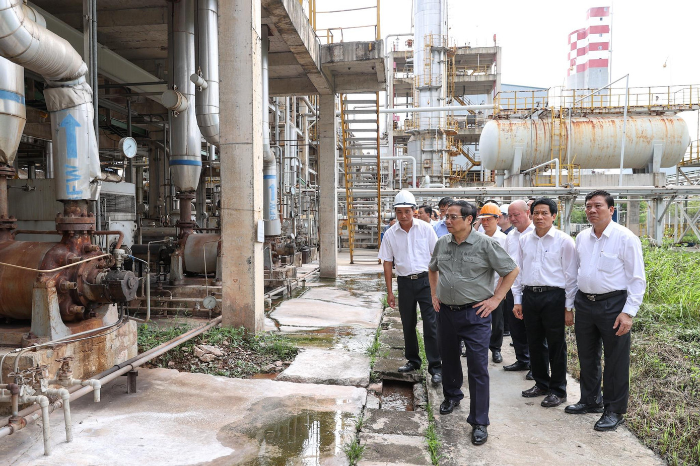 Về hướng giải quyết các vướng mắc, Thủ tướng Phạm Minh Chính cho rằng, các bộ, ngành, địa phương cần đề cao trách nhiệm, tái cơ cấu để nhà máy phát triển. Bởi vì, nhà máy có thị trường, có thương hiệu lâu năm và có hơn 1.200 người lao động.