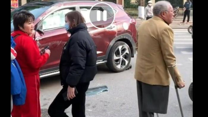 Hiện trường vụ việc. Ảnh cắt từ clip