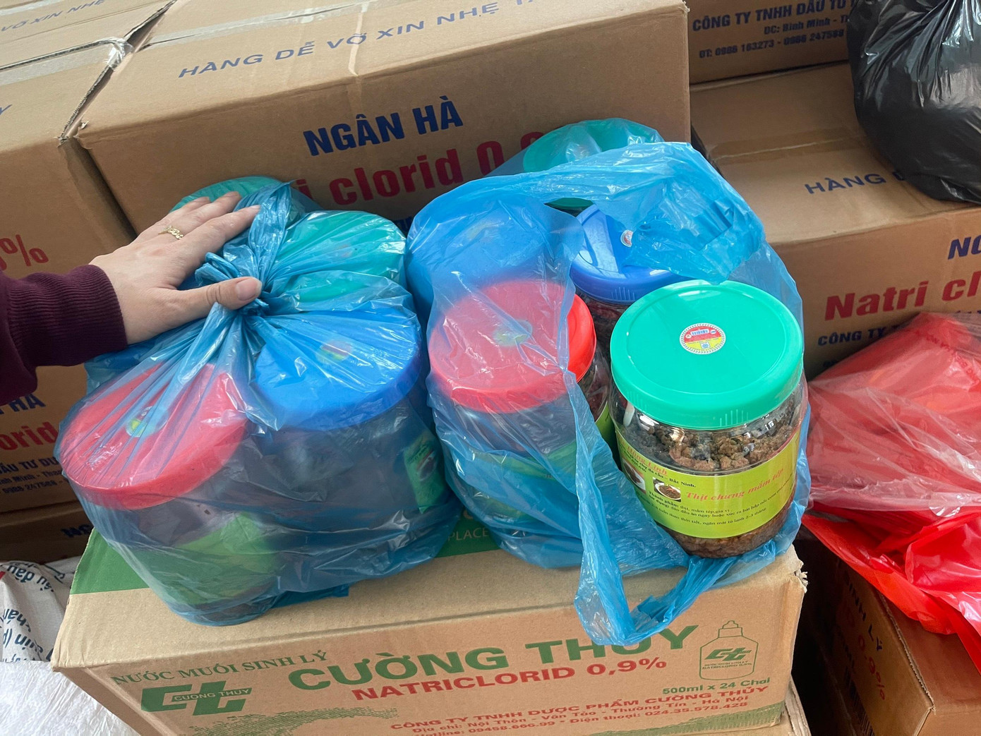 Xúc động chuyện kêu gọi từ thiện cho công nhân của cô Bí thư Đoàn ở vùng dịch Bắc Ninh ảnh 1 Xúc động chuyện kêu gọi từ thiện cho công nhân của cô Bí thư Đoàn ở vùng dịch Bắc Ninh ảnh 1