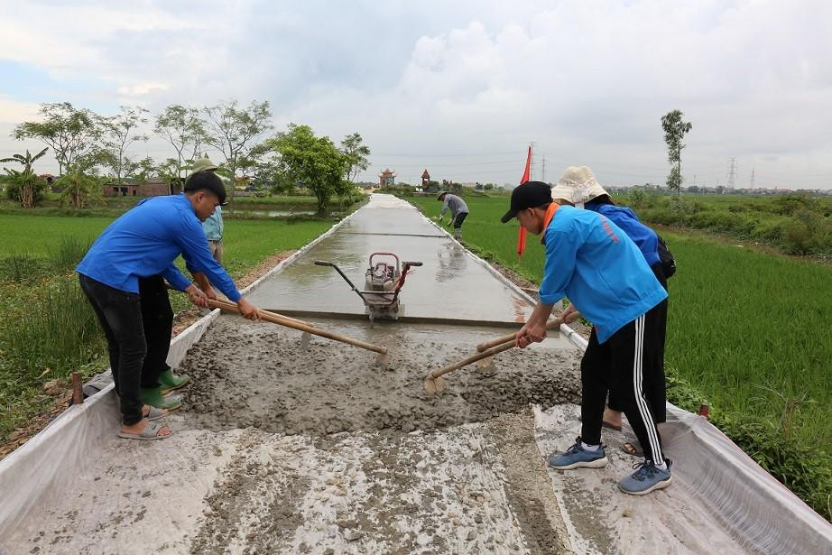 Tuổi trẻ Bắc Ninh tham gia tình nguyện xây dựng quê hương Tuổi trẻ Bắc Ninh tham gia tình nguyện xây dựng quê hương