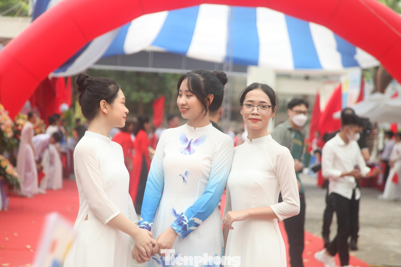 Các thế hệ học sinh trường THPT Gia Bình tại Lễ kỷ niệm 50 năm thành lập trường và khai giảng năm học mới