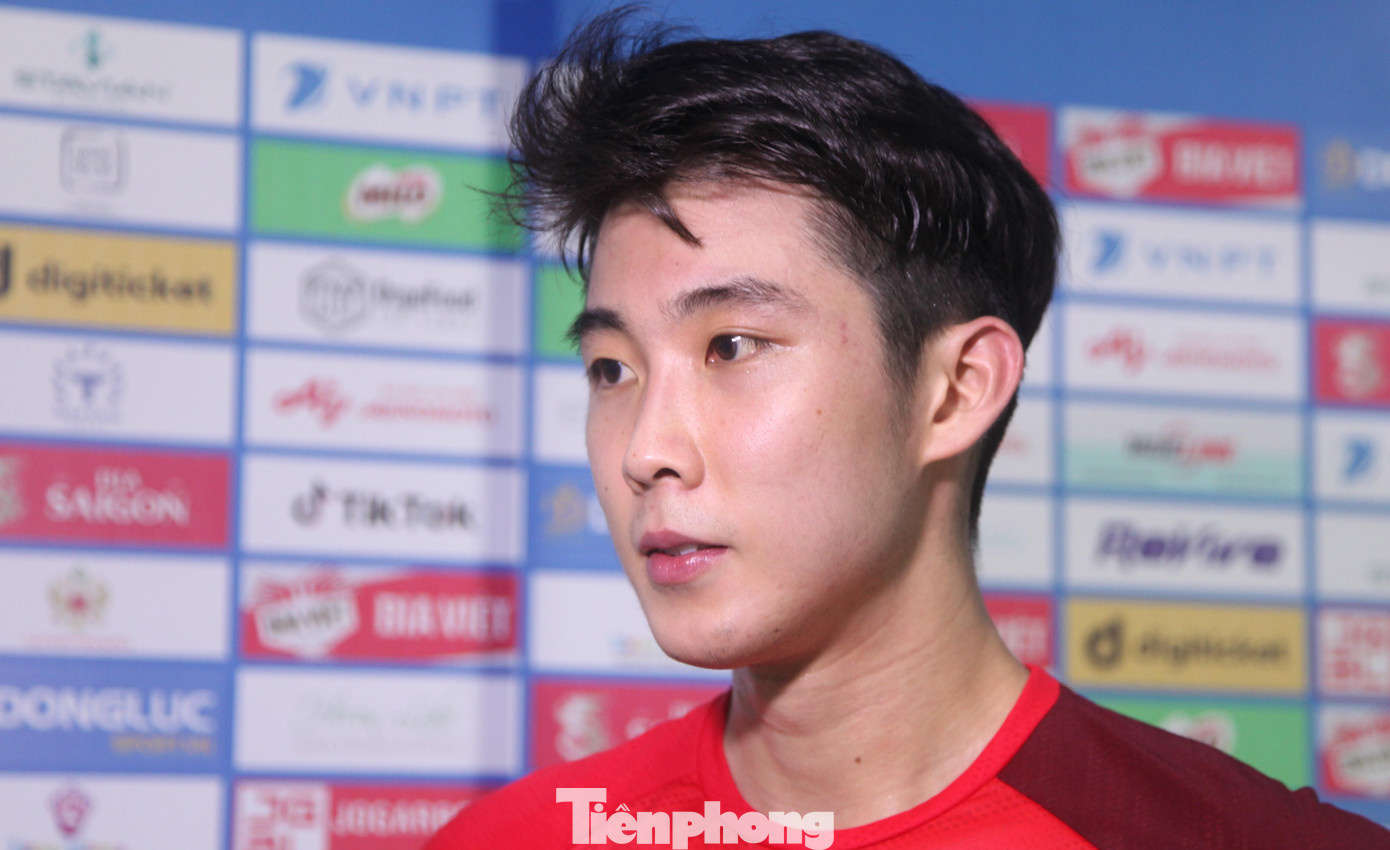 Loh Kean Yew, nhà vô địch cầu lông thế giới trao đổi riêng với Tiền Phong Loh Kean Yew, nhà vô địch cầu lông thế giới trao đổi riêng với Tiền Phong