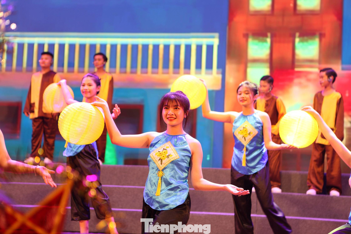 Một tiết mục văn nghệ tại chương trình Một tiết mục văn nghệ tại chương trình