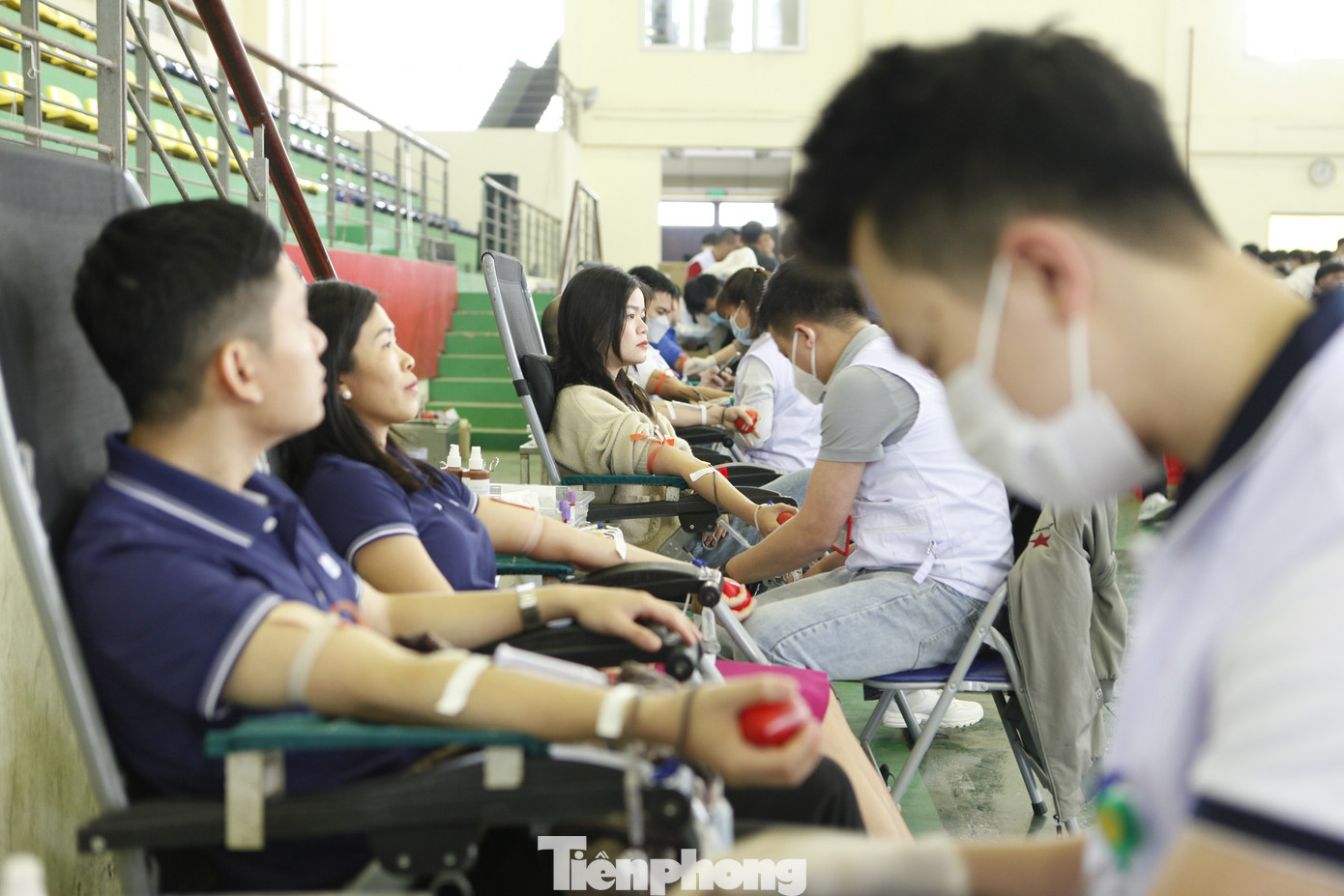 Hơn 1.600 đoàn viên, thanh niên Bắc Ninh tham gia Chủ nhật Đỏ. Đặc biệt, có nhiều bạn trẻ thức dậy từ sớm đi hơn 20 km tham gia hiến máu.