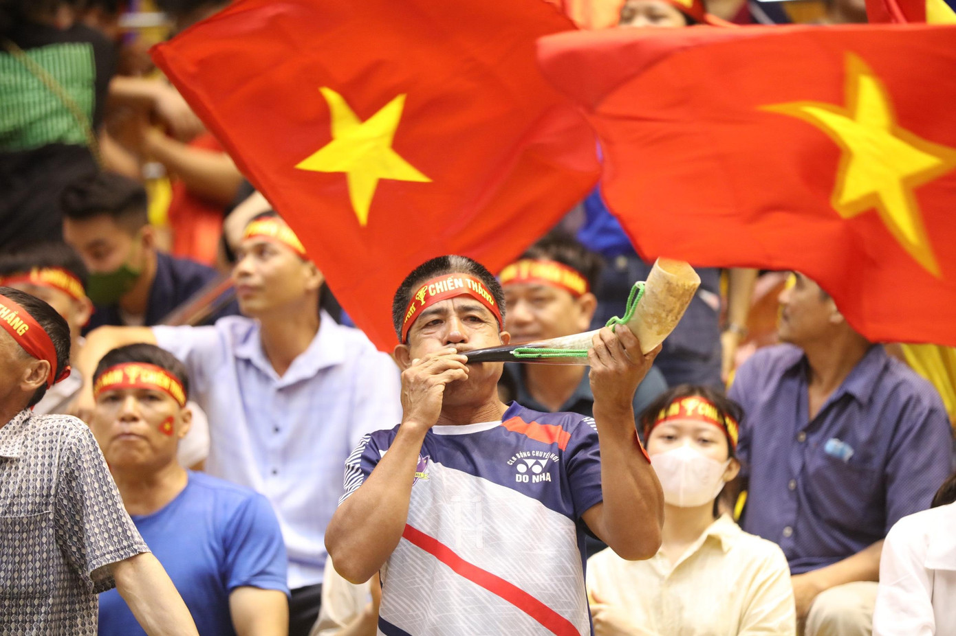 Người dân làng Do Nha đã làm bùng nổ Nhà thi đấu tỉnh Bắc Ninh Người dân làng Do Nha đã làm bùng nổ Nhà thi đấu tỉnh Bắc Ninh