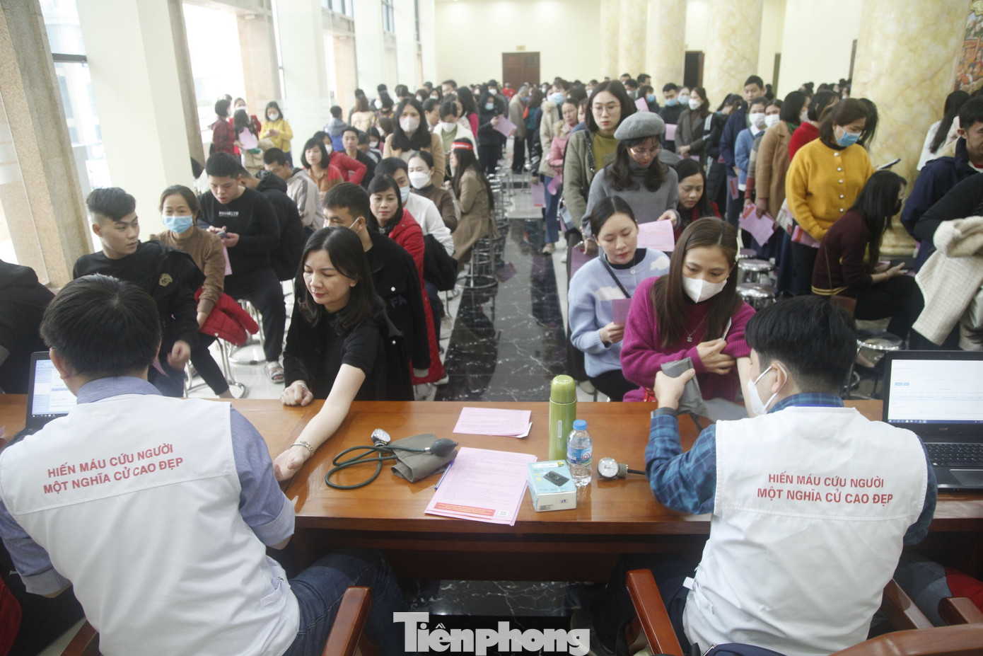 Đông đảo người dân tỉnh Bắc Giang tham gia Chủ nhật Đỏ Đông đảo người dân tỉnh Bắc Giang tham gia Chủ nhật Đỏ