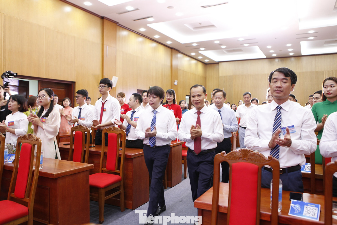 Lãnh đạo Trung ương Hội Thầy thuốc trẻ Việt Nam và lãnh đạo UBND tỉnh Bắc Giang dự Đại hội. Ảnh: Nguyễn Thắng Lãnh đạo Trung ương Hội Thầy thuốc trẻ Việt Nam và lãnh đạo UBND tỉnh Bắc Giang dự Đại hội. Ảnh: Nguyễn Thắng