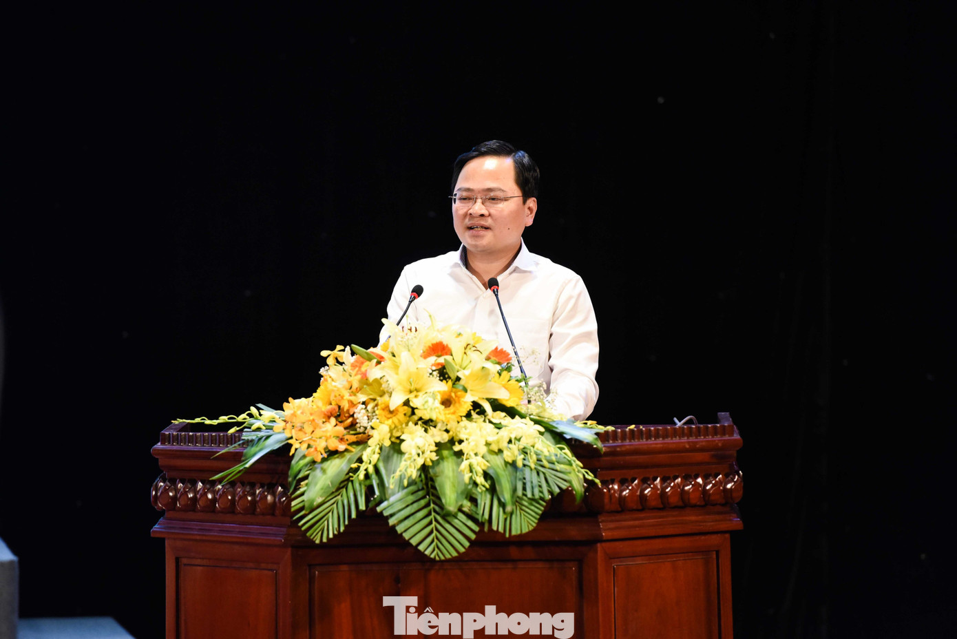 Bí thư Tỉnh ủy Bắc Ninh Nguyễn Anh Tuấn phát biểu tại hội nghị.