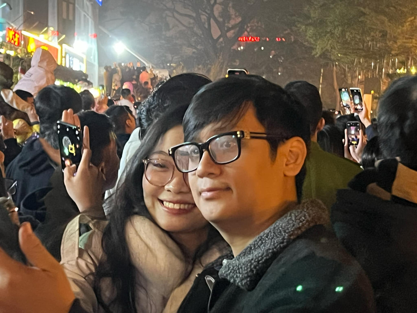 Rực rỡ pháo hoa đón năm mới 2025 ảnh 99 Rực rỡ pháo hoa đón năm mới 2025 ảnh 99