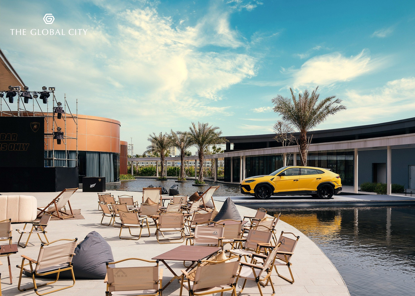 Sự kiện ra mắt xe Lamborghini được tổ chức tại The Global City Sales Gallery.