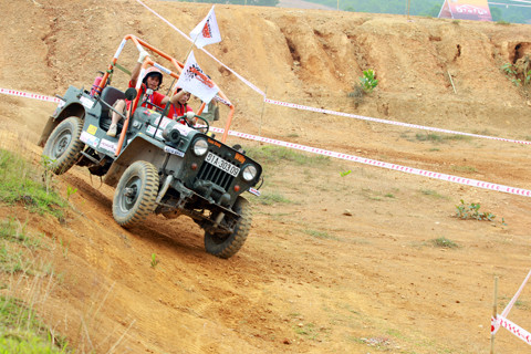 Thời tiết đẹp trong ngày đầu nên tốc độ các bài thi được đẩy nhanh