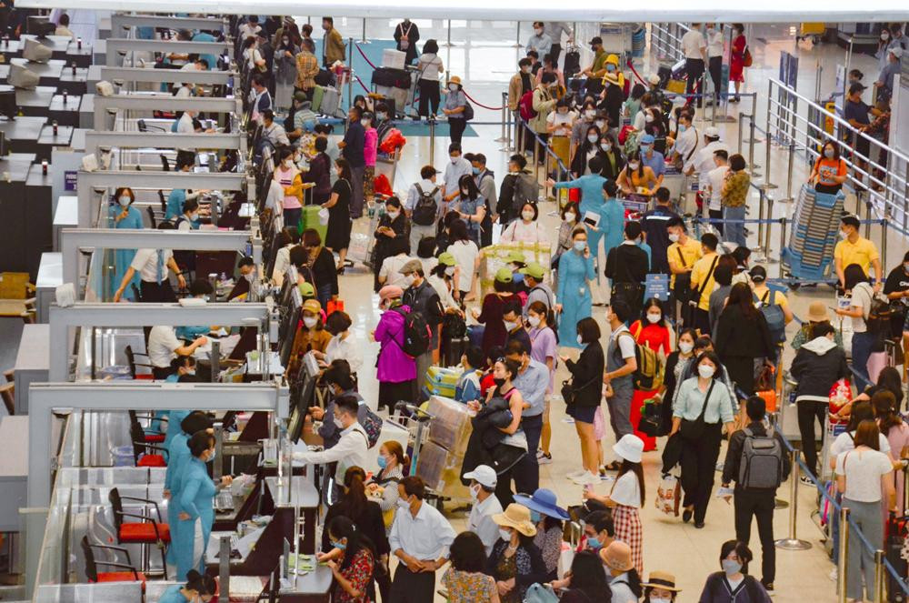 Nhiều đường bay đã "cháy vé" những ngày cận Tết.