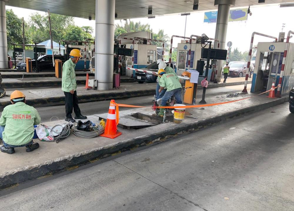 Thi công lắp đặt thu phí tự động trên tuyến cao tốc TPHCM – Long Thành – Dầu Giây. Thi công lắp đặt thu phí tự động trên tuyến cao tốc TPHCM – Long Thành – Dầu Giây.