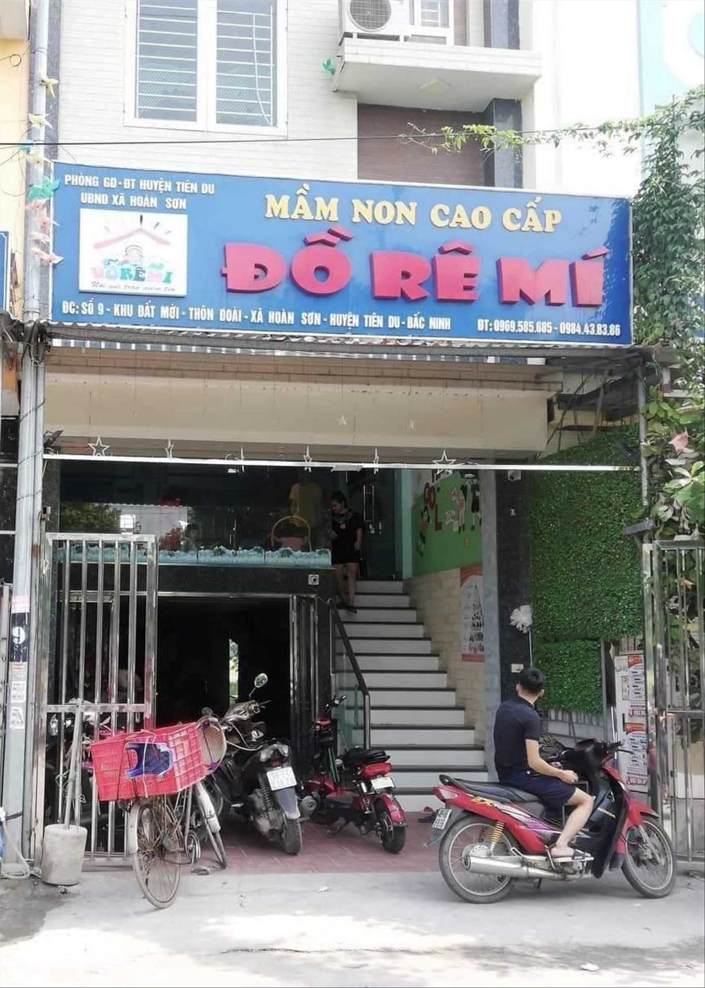 Lộn xộn xe đưa đón trẻ: Chưa rõ trách nhiệm cơ quan quản lý ảnh 1