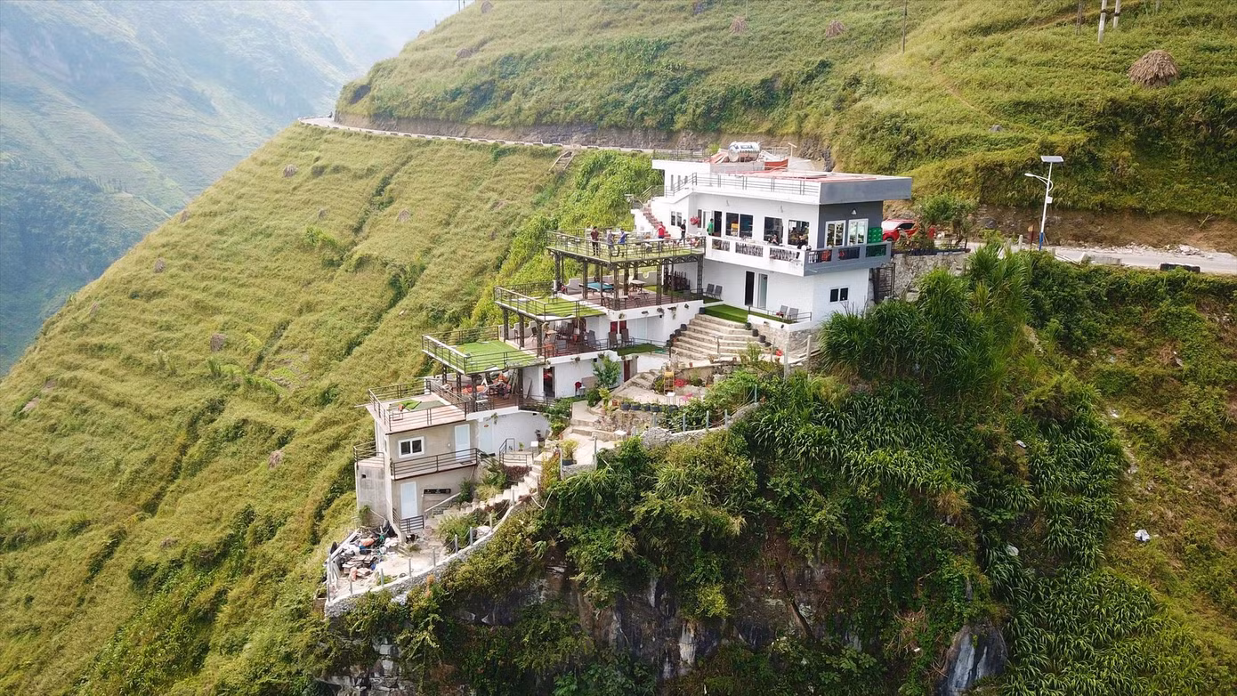 Panorama xô lệch 'Kim tự tháp của người Mèo' ảnh 1