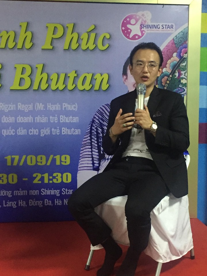 Gặp 'chàng hạnh phúc' giữa Hà Nội ảnh 1