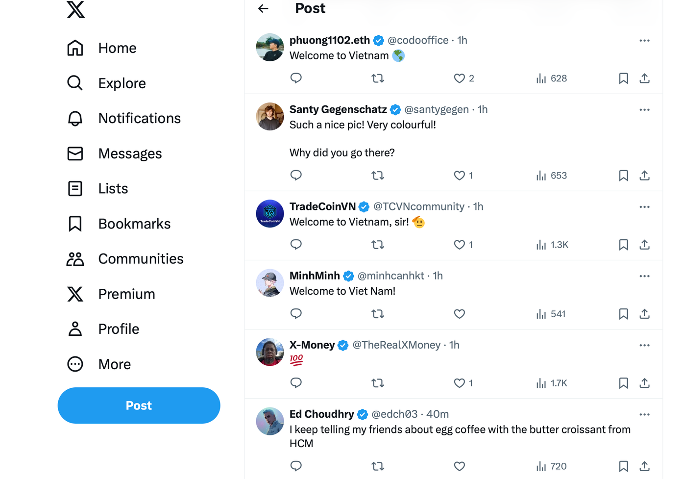 Phản ứng tích cực của cộng đồng mạng khi biết tin CEO Apple tới Việt Nam. Phản ứng tích cực của cộng đồng mạng khi biết tin CEO Apple tới Việt Nam.