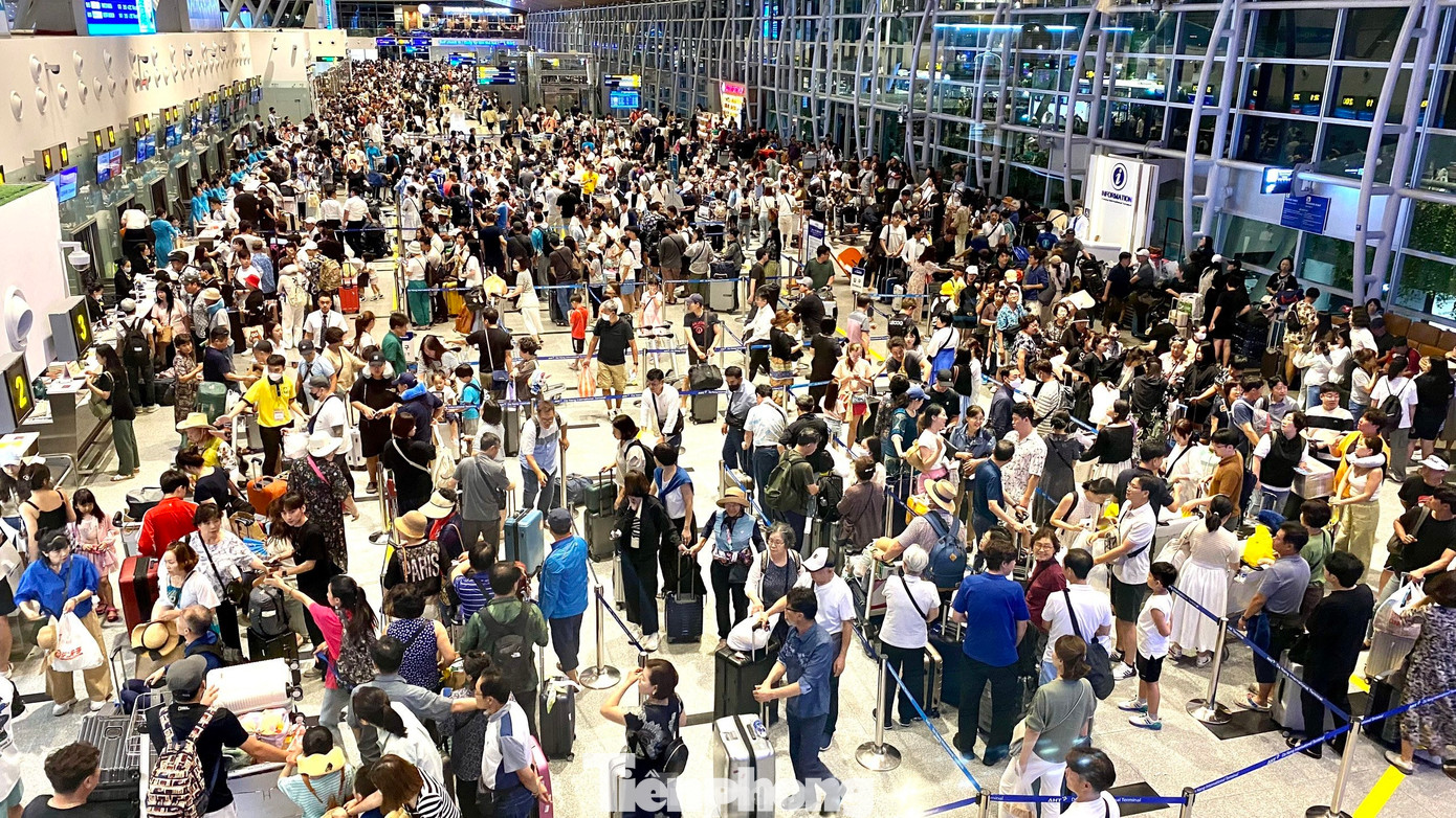 Nhu cầu di chuyển dự kiến tăng mạnh vào đợt nghỉ lễ 30/4-1/5. (Ảnh: Thanh Trần).