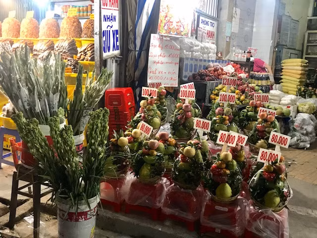 Chen chân xin lộc tại Miếu Bà Chúa Xứ Núi Sam ảnh 4