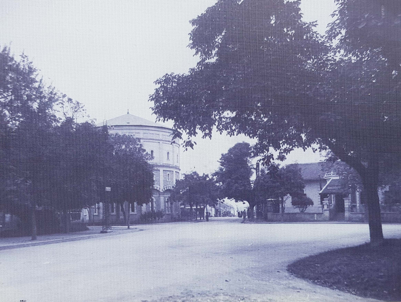 Tháp nước Hàng Đậu đầu thế kỷ XX.