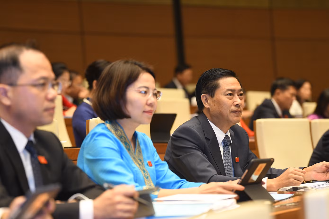 Chiều nay, Quốc hội bắt đầu quy trình lấy phiếu tín nhiệm.