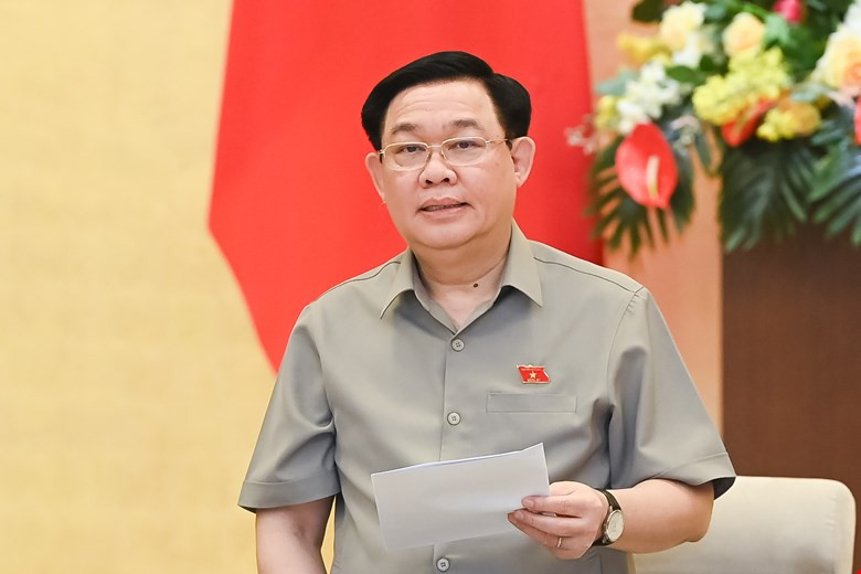 Chủ tịch Quốc hội Vương Đình Huệ phát biểu bế mạc phiên họp thứ 26 của Uỷ ban Thường vụ Quốc hội.