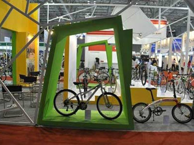Khu gian hàng trưng bày xe đạp nằm trong khuôn viên VIETNAM EXPO 2012 tại TP.HCM