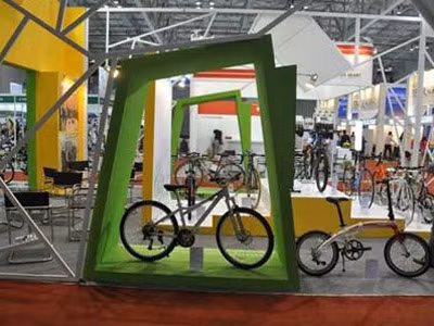 Khu gian hàng trưng bày xe đạp nằm trong khuôn viên VIETNAM EXPO 2012 tại TP.HCM