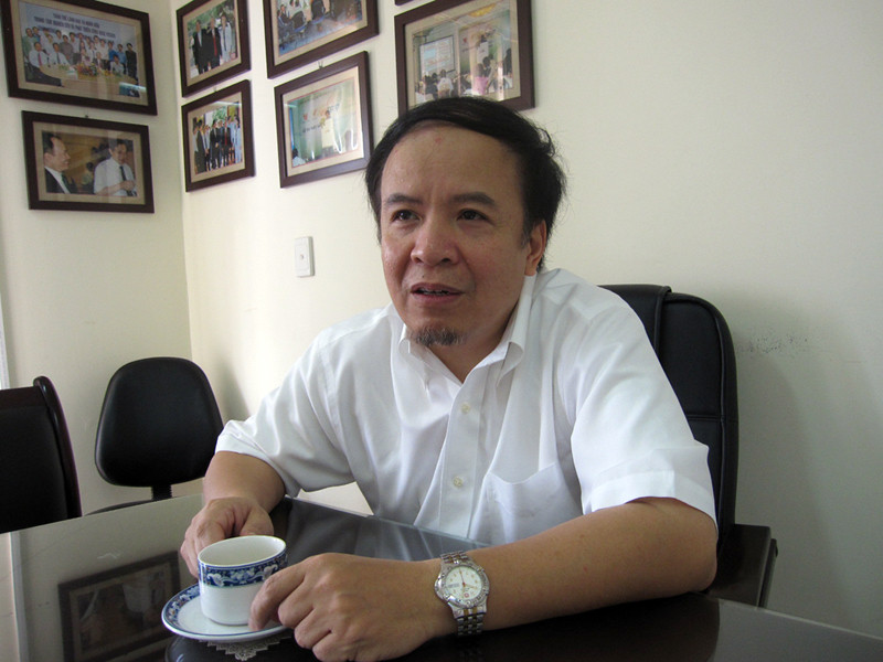 Tiến sĩ Nguyễn Ái Việt- tác giả bộ Công cụ Việt . Ảnh: ĐH Tiến sĩ Nguyễn Ái Việt- tác giả bộ Công cụ Việt