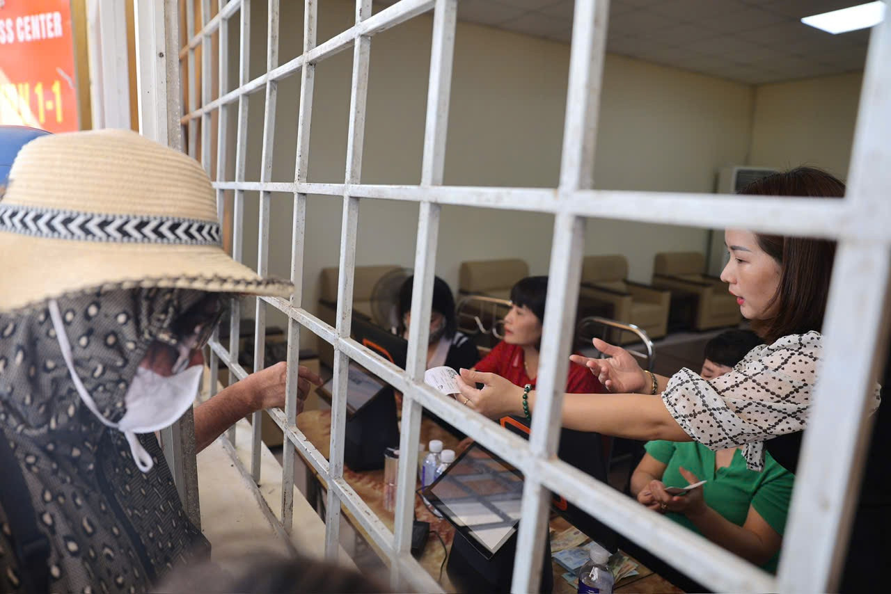 Chắc chắn, với sự ủng hộ nhiệt tình từ người hâm mộ, trận tranh Siêu Cúp bóng đá Quốc gia - Cúp THACO 2023/2024 hứa hẹn sẽ đầy kịch tính và đáng nhớ. Chắc chắn, với sự ủng hộ nhiệt tình từ người hâm mộ, trận tranh Siêu Cúp bóng đá Quốc gia - Cúp THACO 2023/2024 hứa hẹn sẽ đầy kịch tính và đáng nhớ.