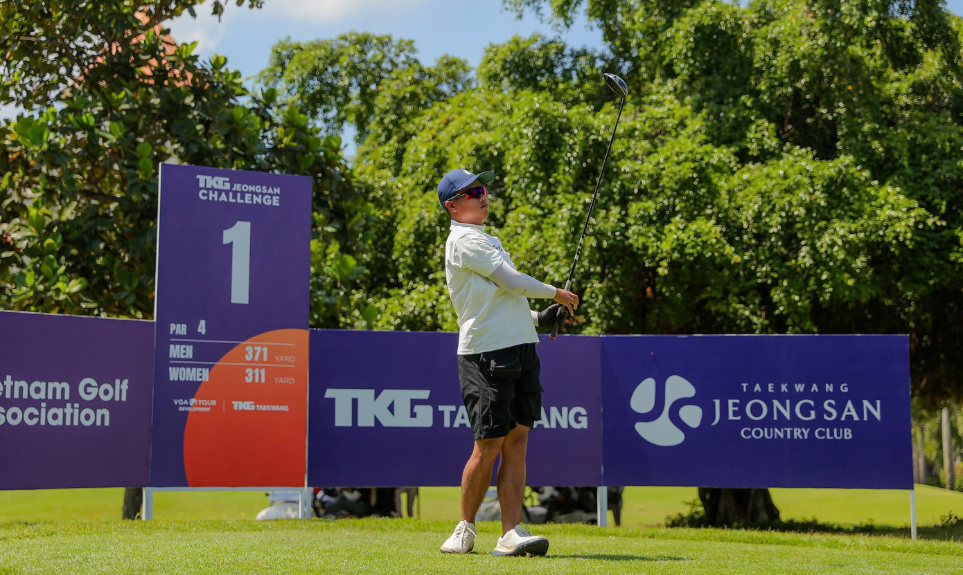 Nhà vô địch Tiền Phong Golf Championship 2020 Nguyễn Nhất Long dự giải TKG Jeongsan Challenge Nhà vô địch Tiền Phong Golf Championship 2020 Nguyễn Nhất Long dự giải TKG Jeongsan Challenge