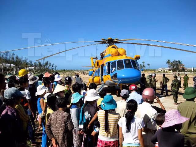 Cứu trợ nhân dân đảo Lý Sơn (Quảng Ngãi)